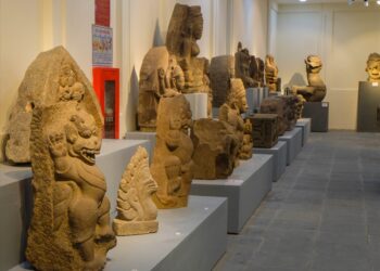 Top 10 Địa Điểm Nổi Tiếng Khi Đi Du Lịch Đà Nẵng